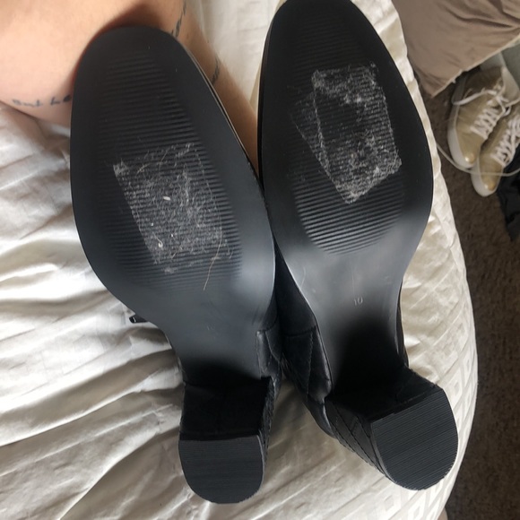 Leather Quilted Boots - Picture 8 of 8